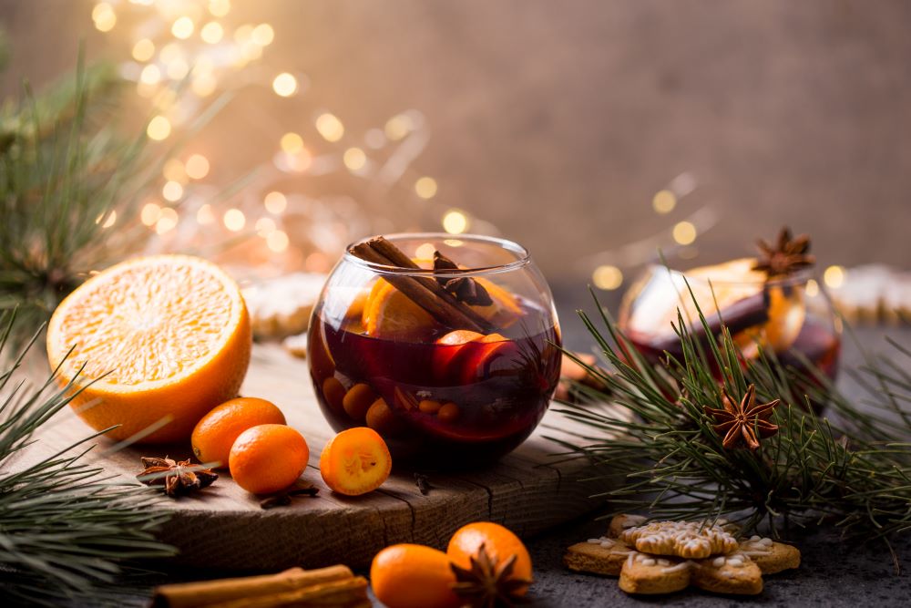 AdobeStock 338991449 Maria Ayurveda Weihnachtspunsch